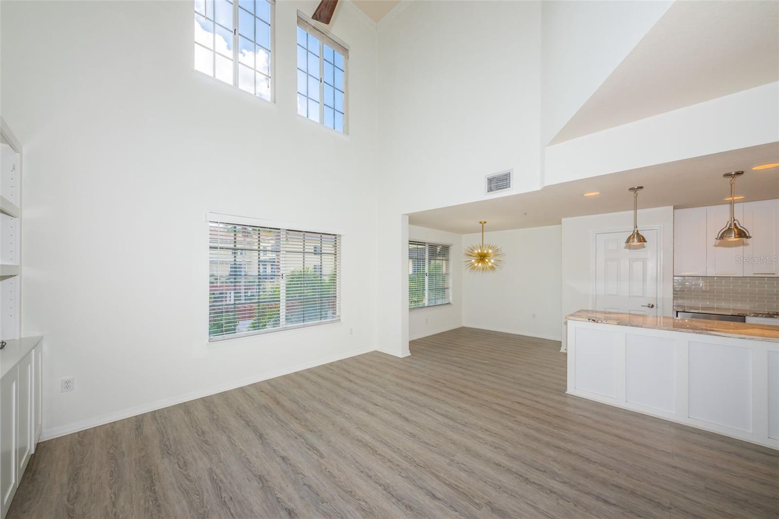 Image 7 of 44 For 5215 Beach Breeze Court 5215