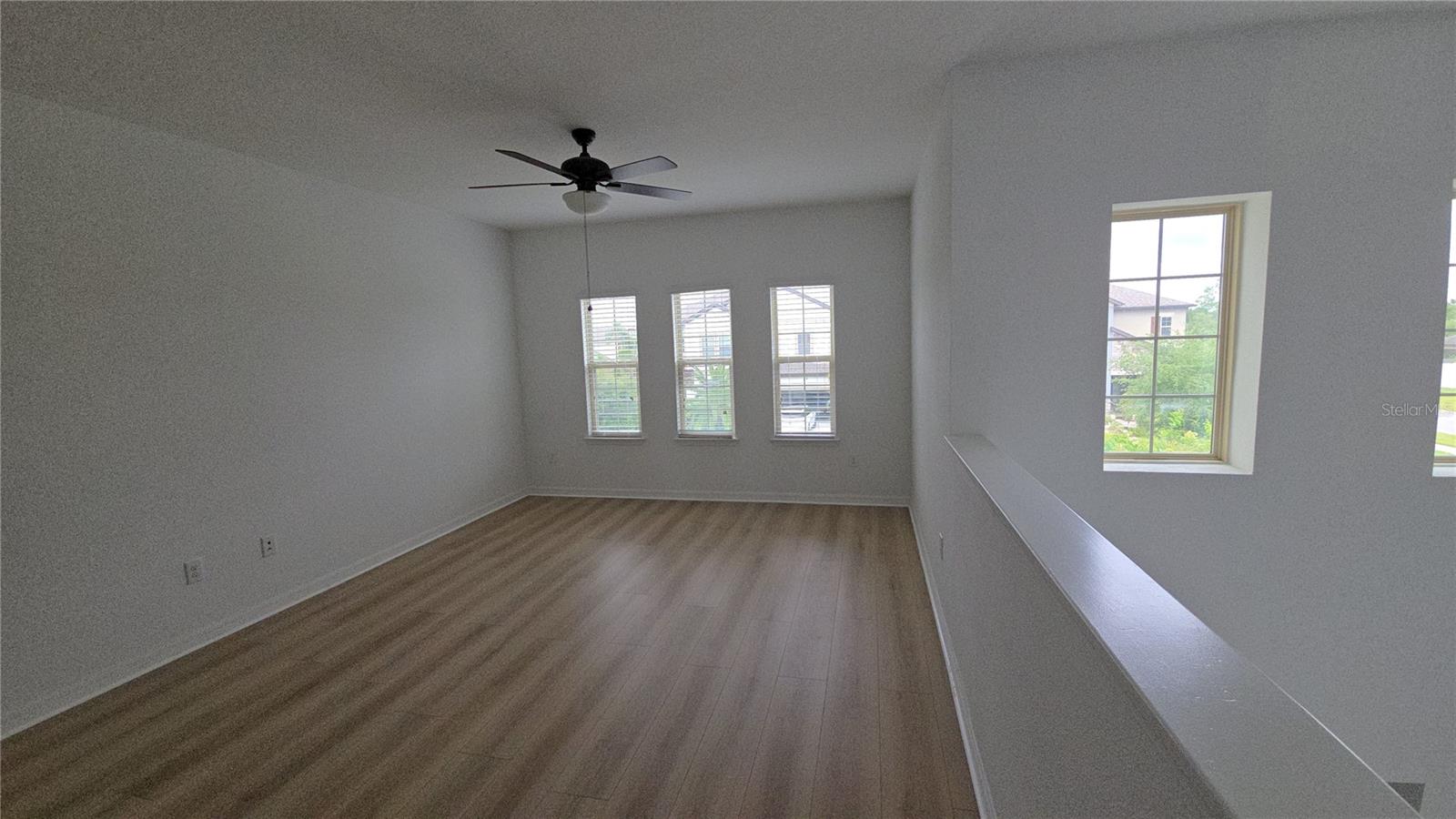 Listing photo id 18 for 11839 Cross Vine Drive