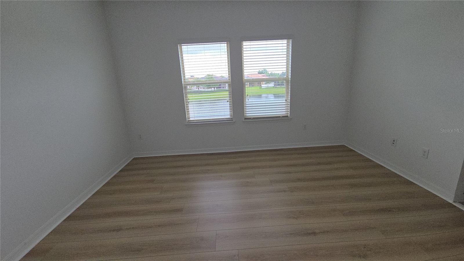 Listing photo id 25 for 11839 Cross Vine Drive