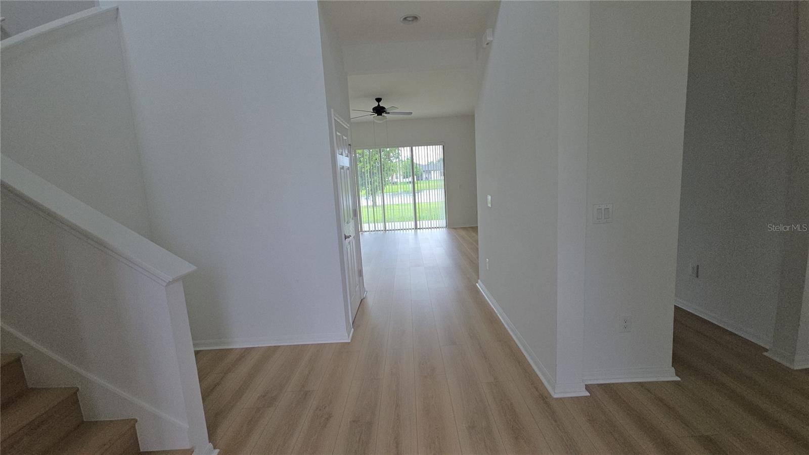 Listing photo id 4 for 11839 Cross Vine Drive