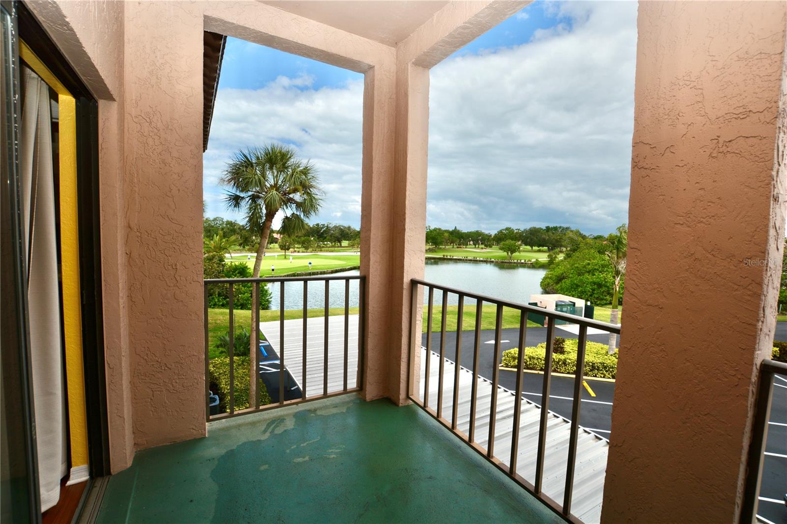 Image 23 of 48 For 6150 Gulfport Boulevard S 302