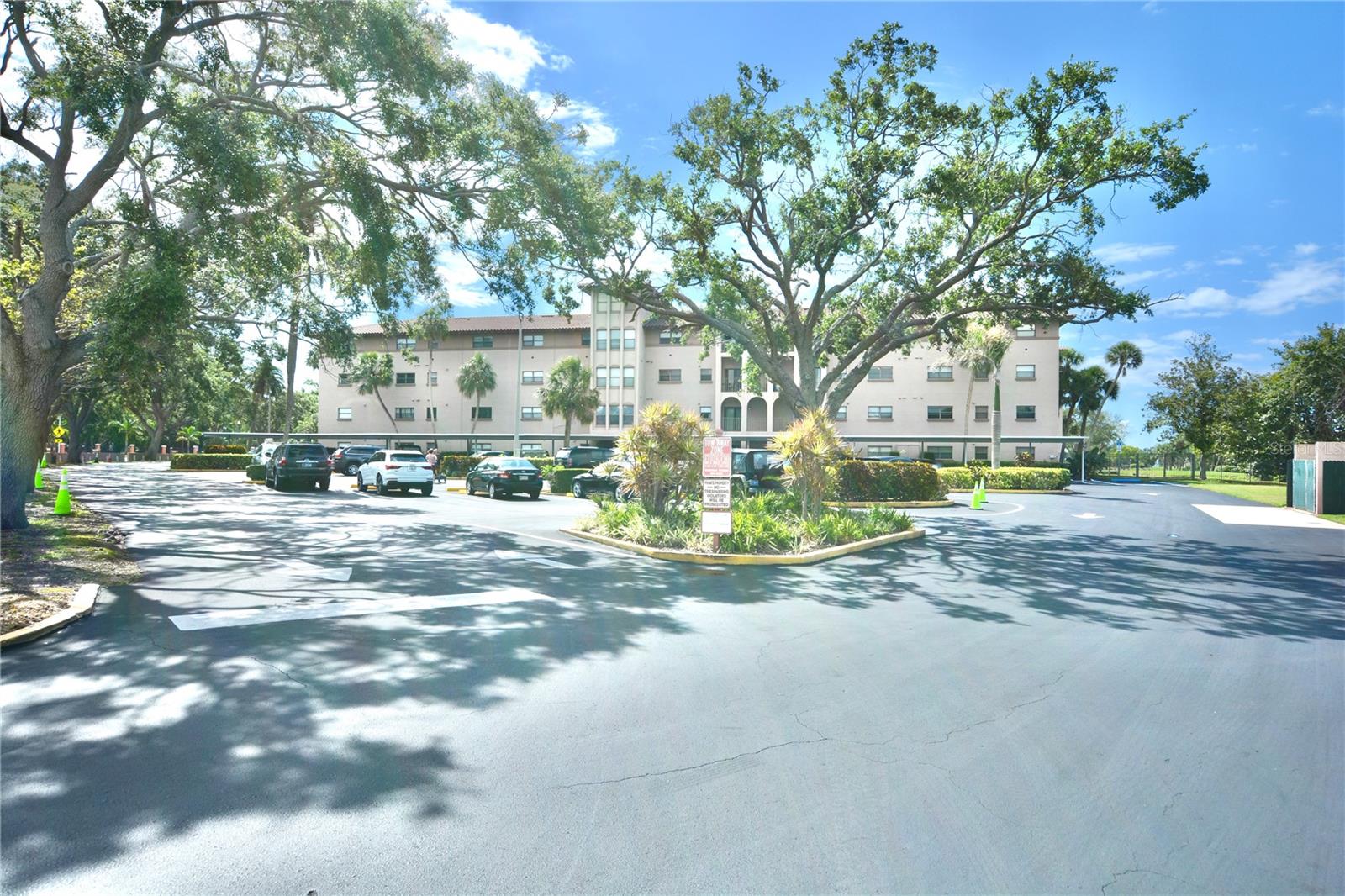 Image 44 of 48 For 6150 Gulfport Boulevard S 302