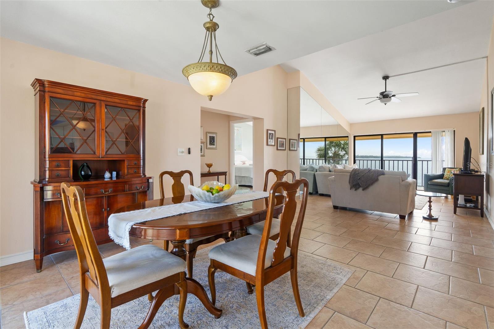 Image 12 of 28 For 7540 Sunshine Skyway Lane S #219