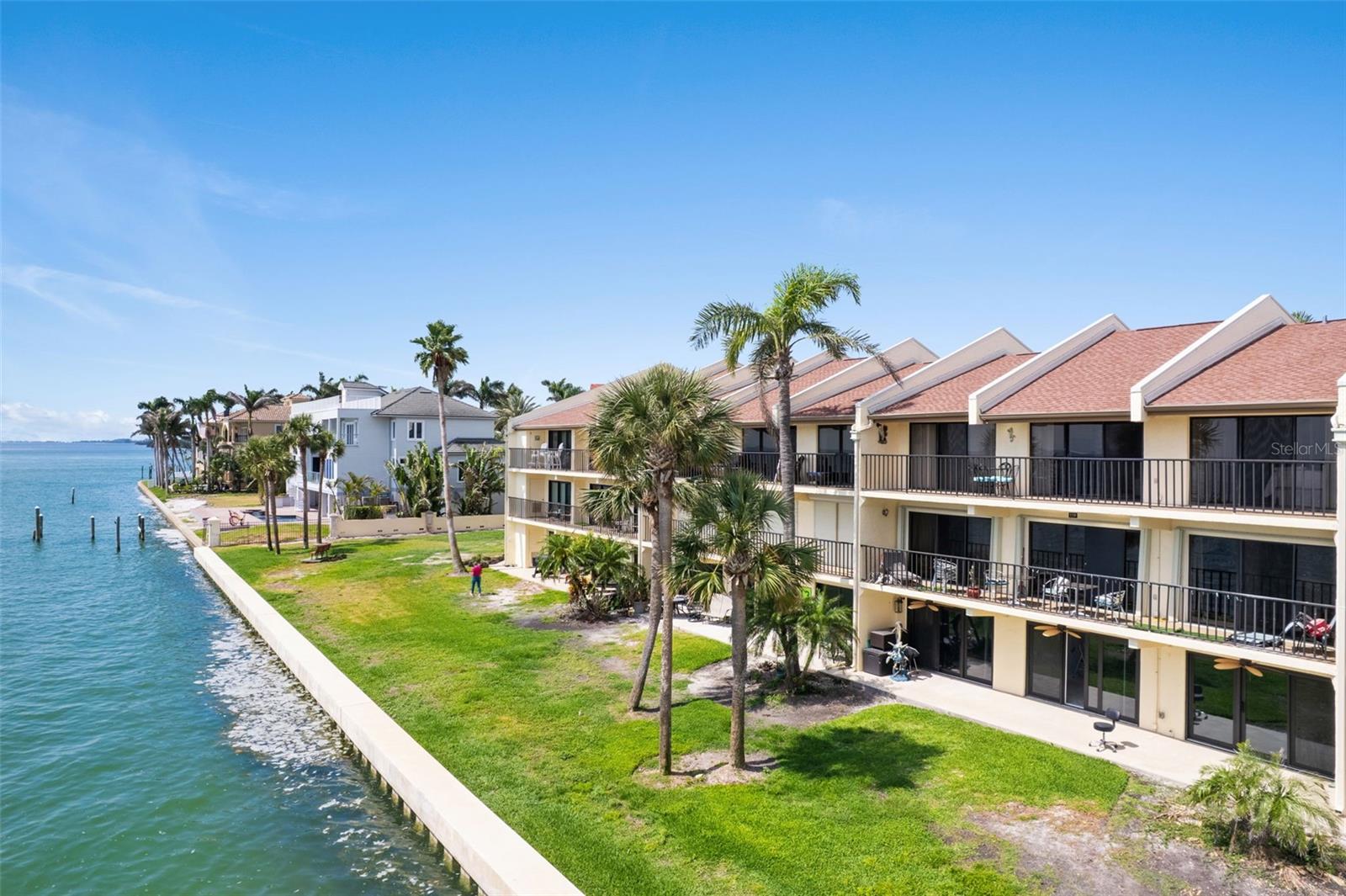Image 25 of 28 For 7540 Sunshine Skyway Lane S #219