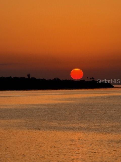 Image 4 of 28 For 7540 Sunshine Skyway Lane S #219