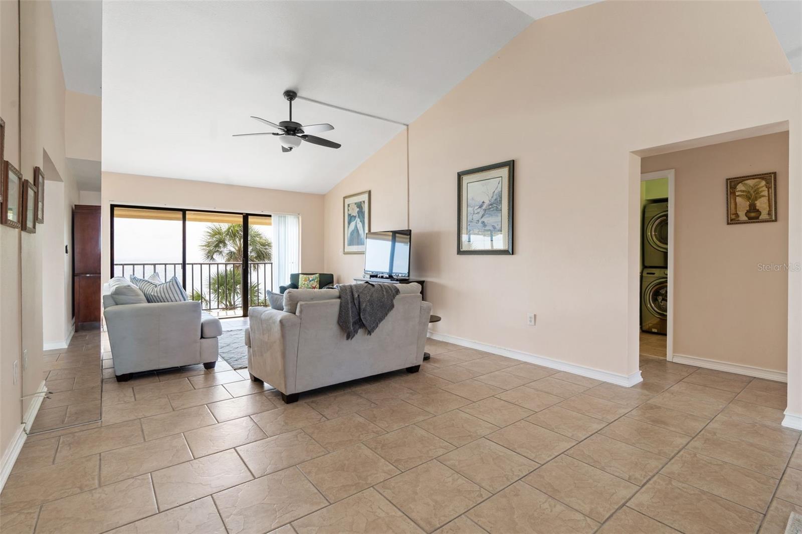 Image 7 of 28 For 7540 Sunshine Skyway Lane S #219