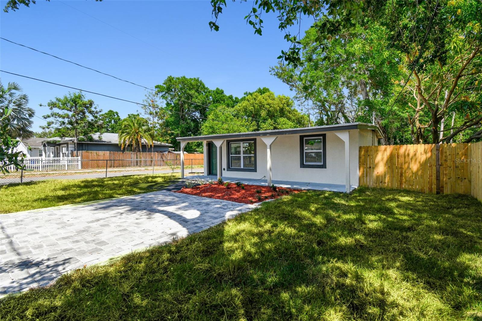 Image 4 of 70 For 10011 Annette Avenue