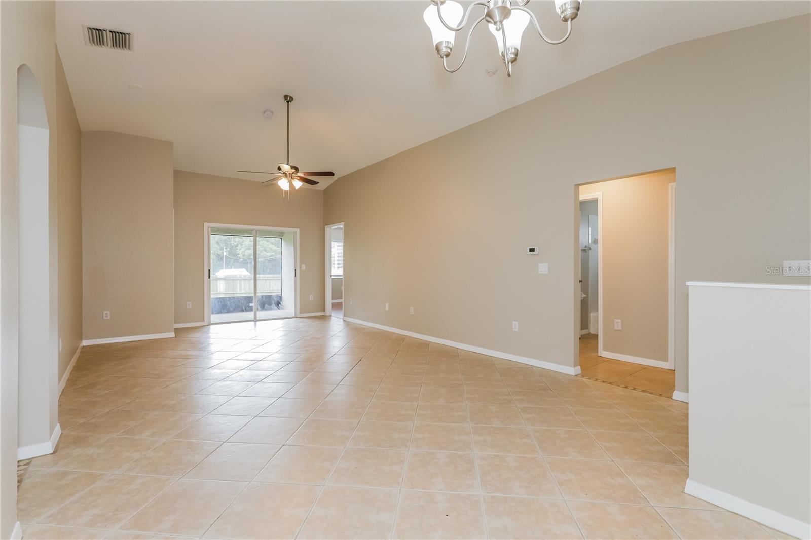 Image 2 of 15 For 3147 Pine Top Drive