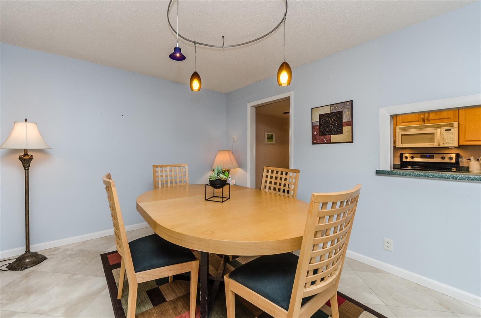 Image 12 of 29 For 1480 Gulf Boulevard 811