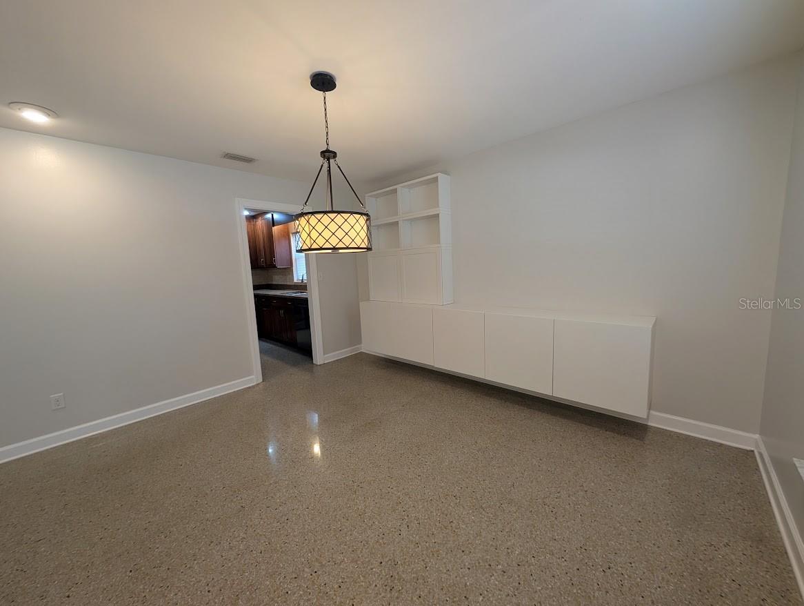 Image 4 of 24 For 2904 Marlin Avenue