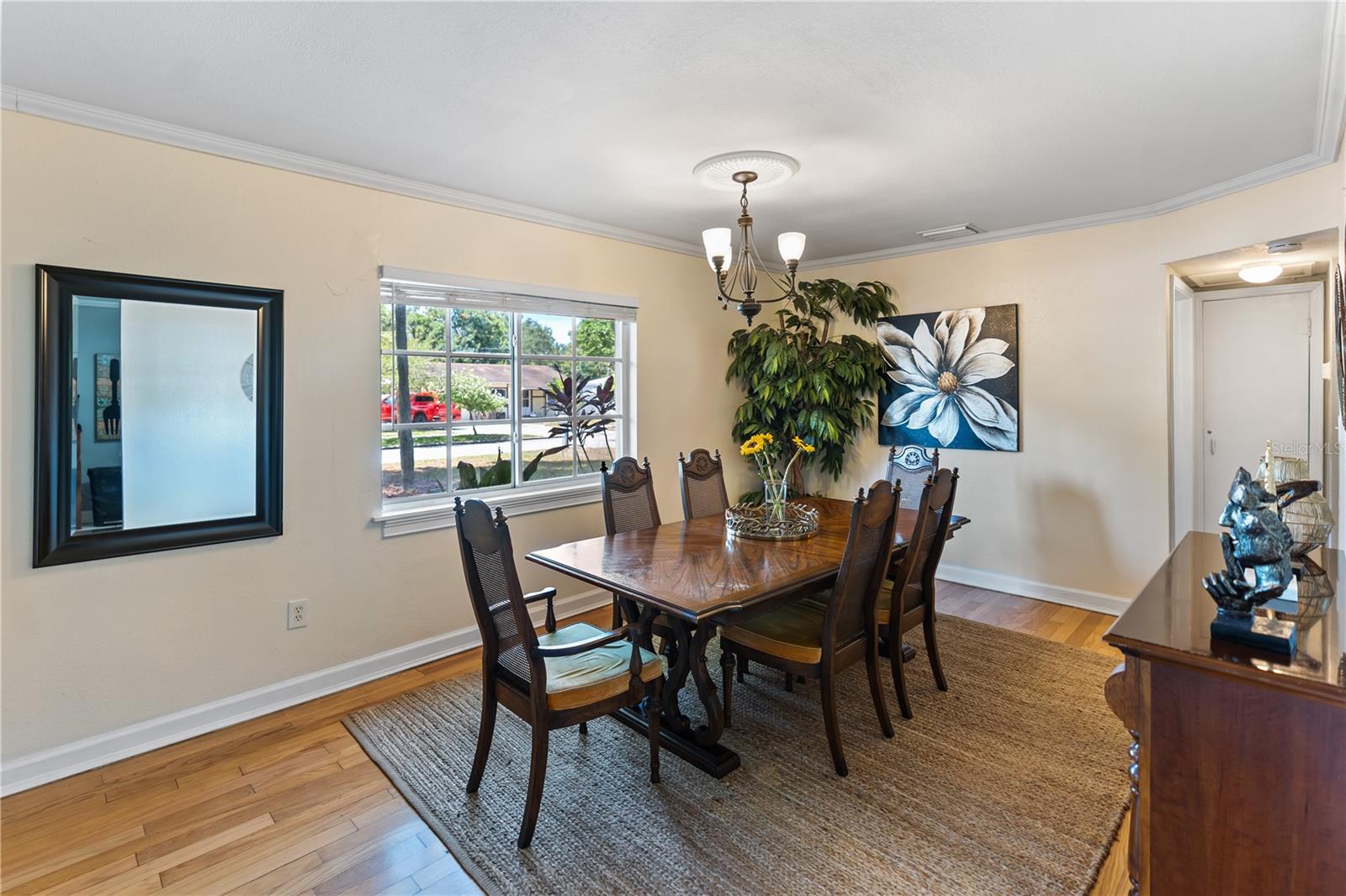 Image 7 of 44 For 3005 Helen Avenue