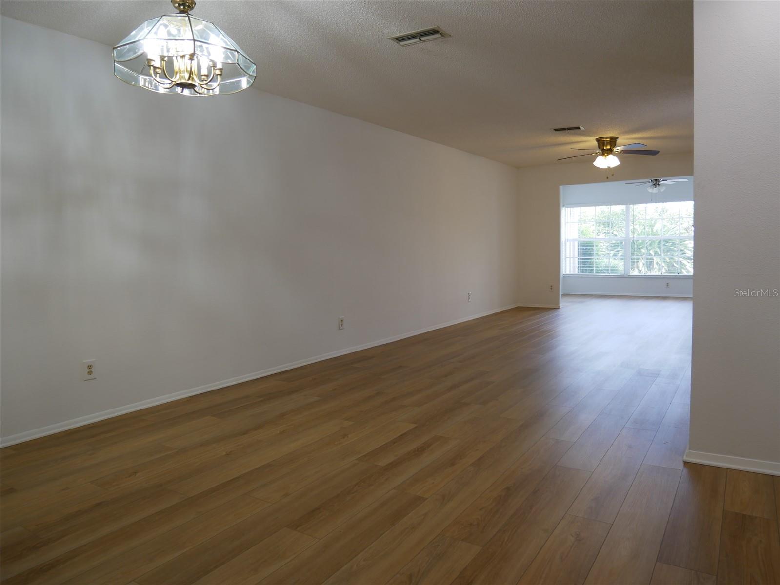 Image 13 of 18 For 2297 Lark Circle E E