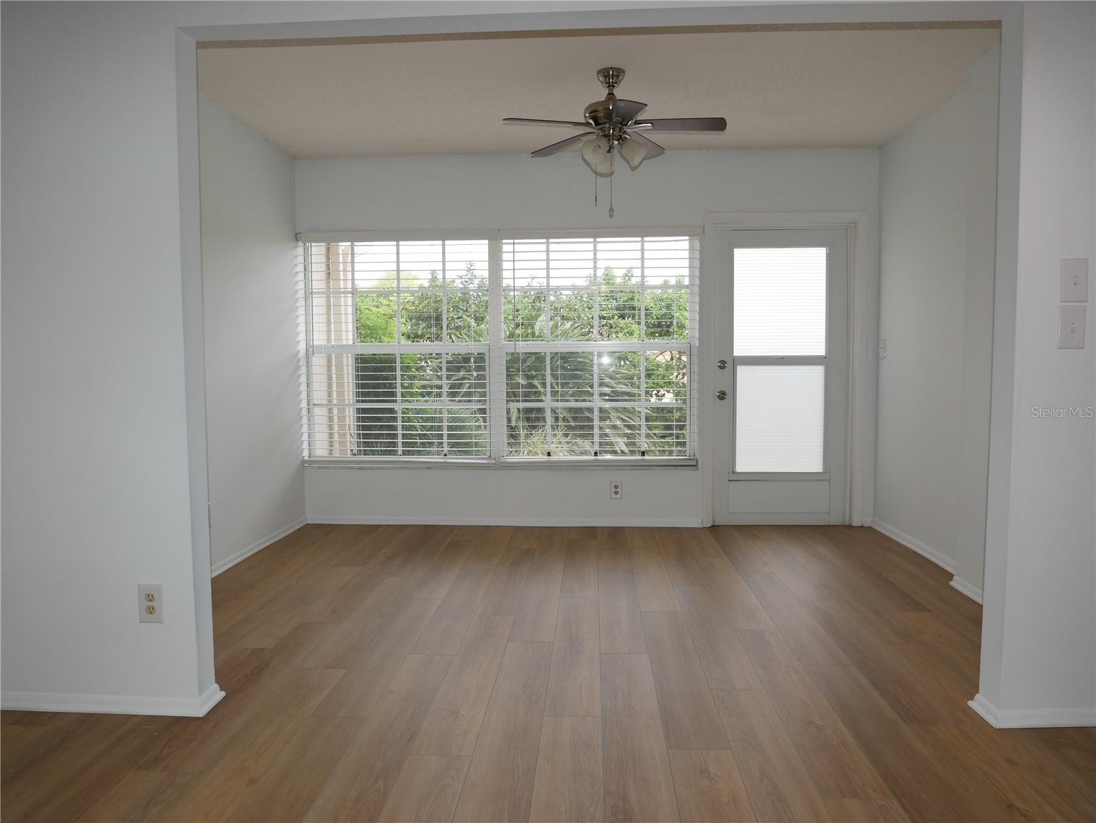 Image 15 of 18 For 2297 Lark Circle E E