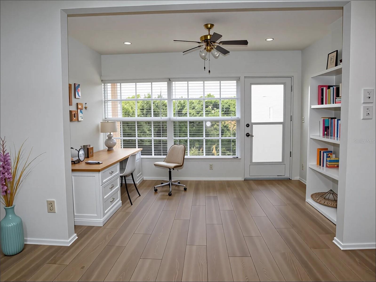 Image 4 of 18 For 2297 Lark Circle E E