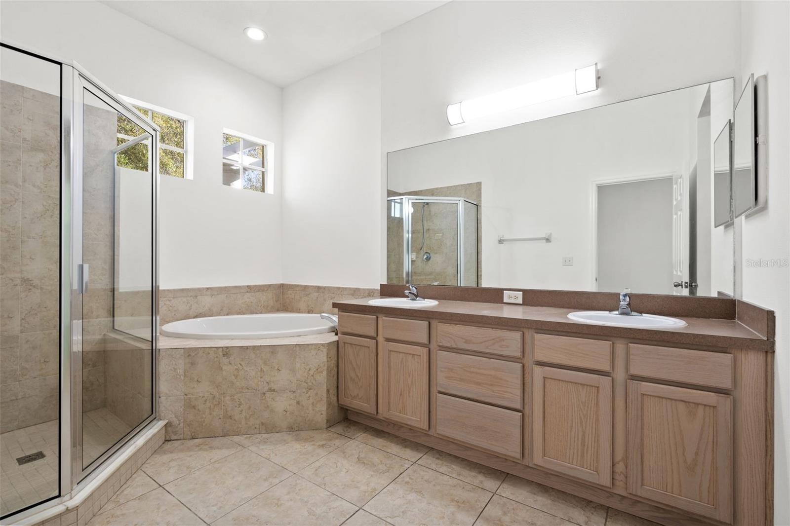 Image 8 of 14 For 7421 Arlington Grove Circle
