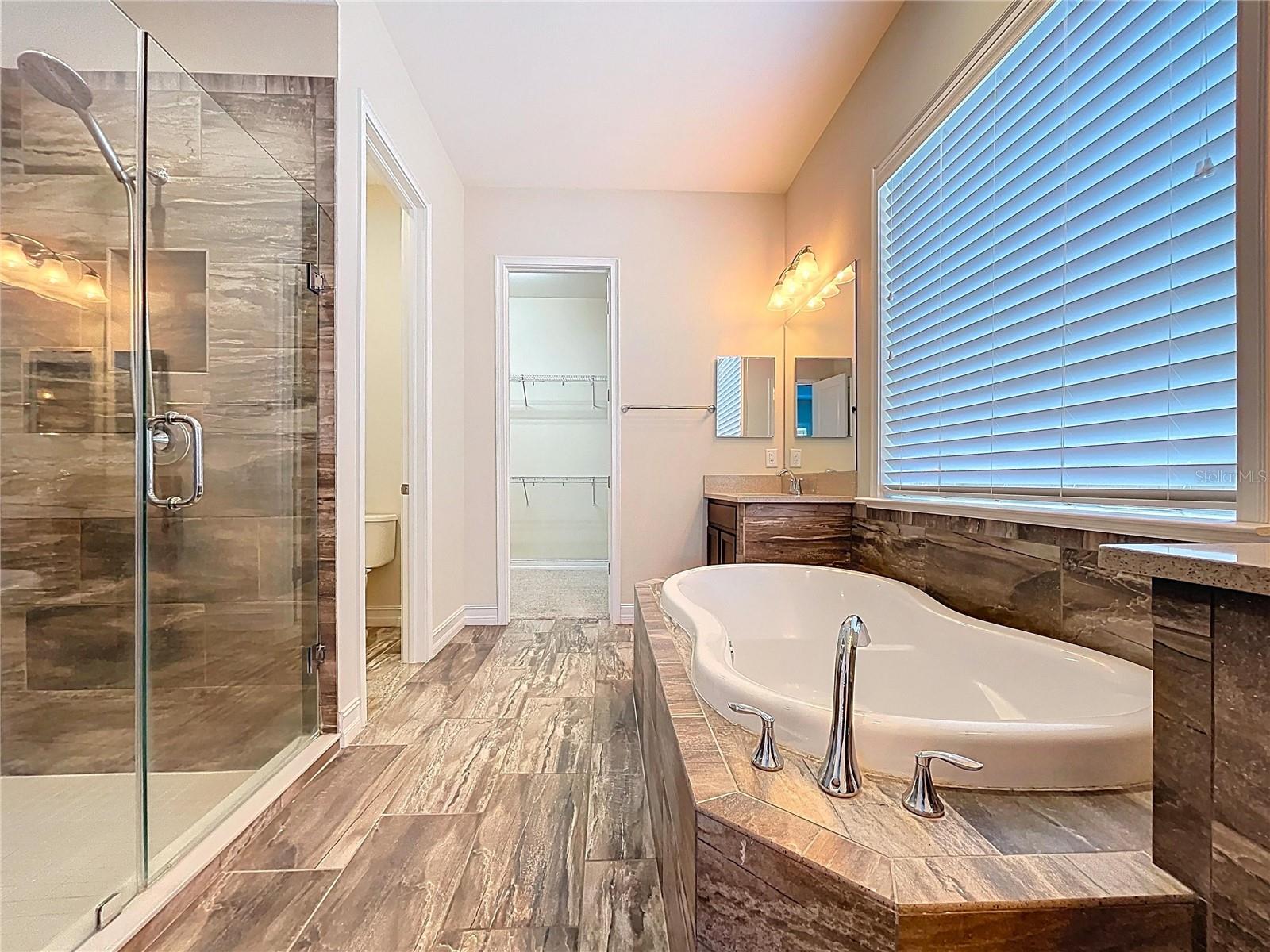 Image 21 of 50 For 1723 Whitewillow Drive