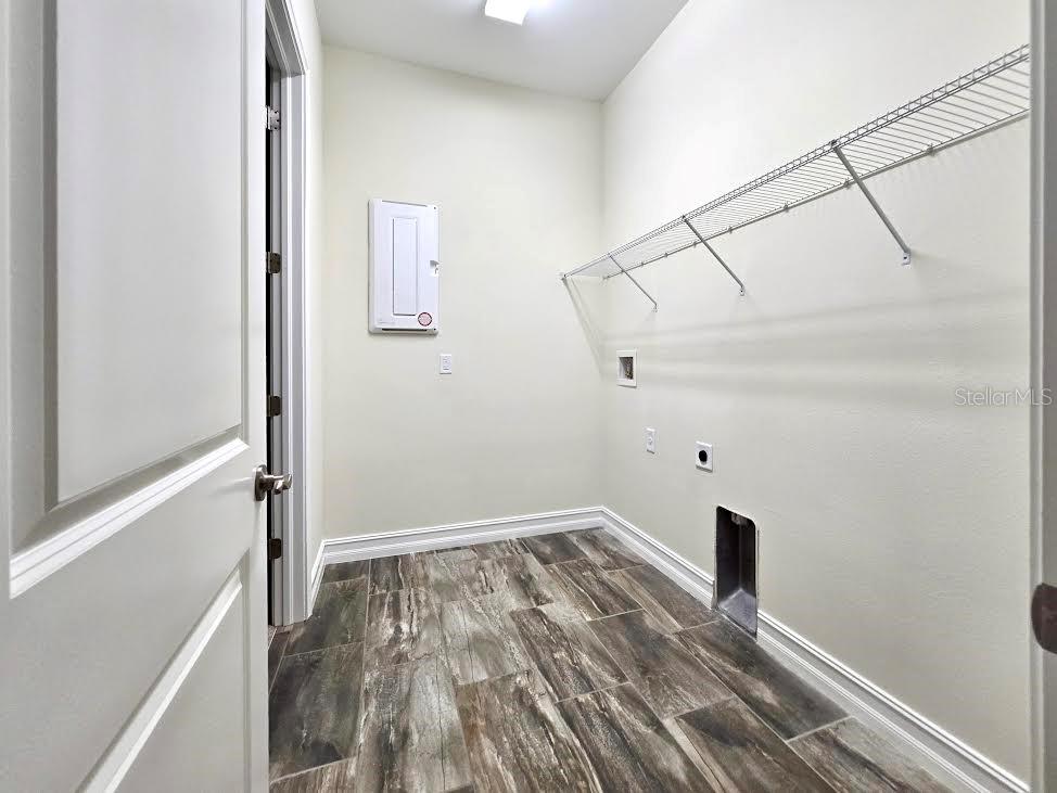 Image 30 of 50 For 1723 Whitewillow Drive