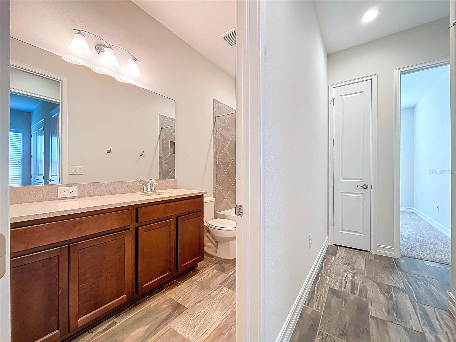 Image 31 of 50 For 1723 Whitewillow Drive