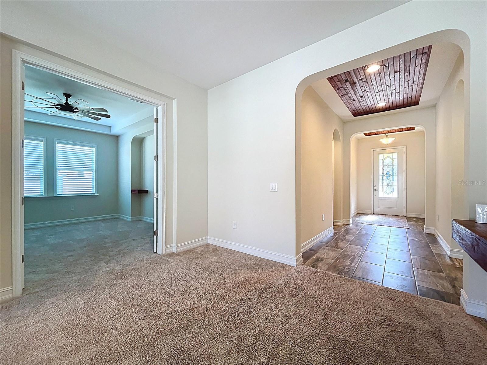 Image 6 of 50 For 1723 Whitewillow Drive