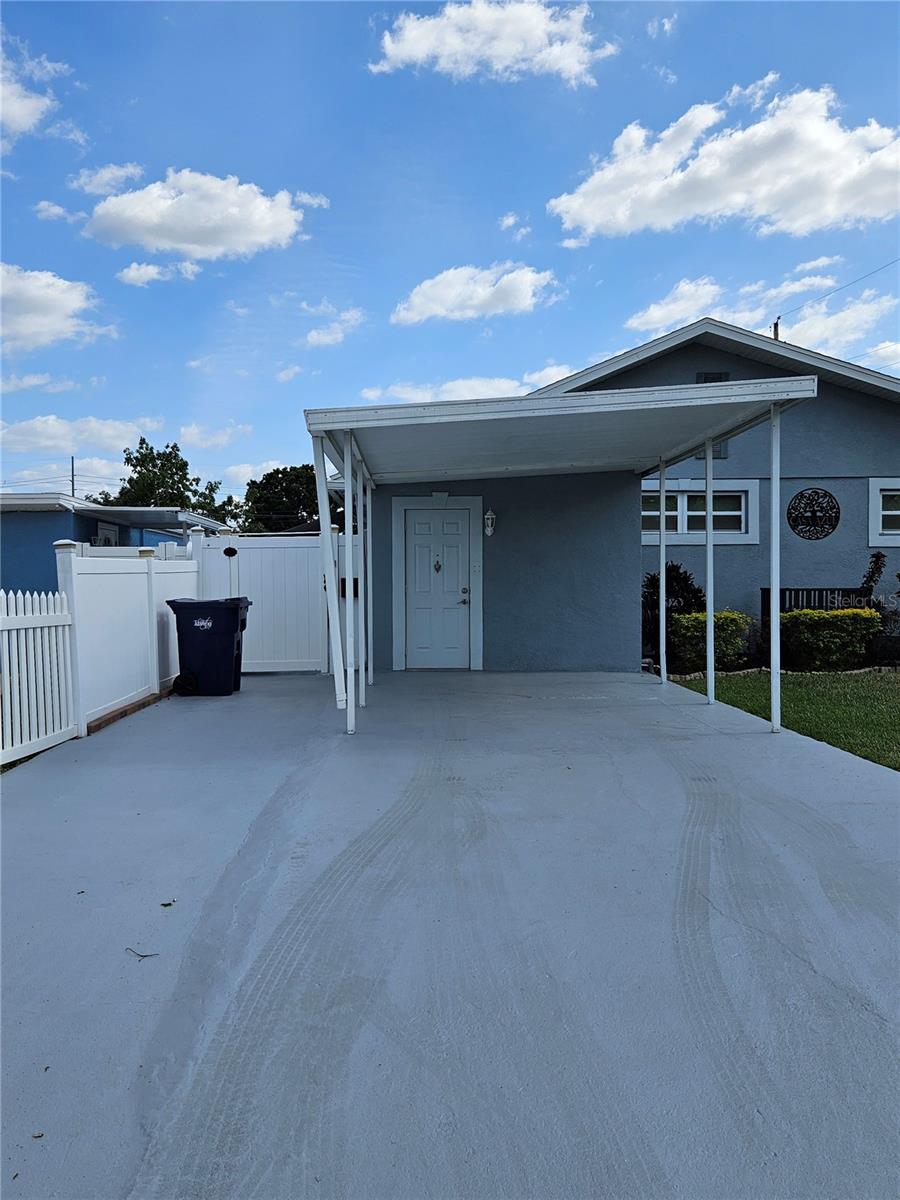 Image 26 of 28 For 3324 Braddock Street (front Uni