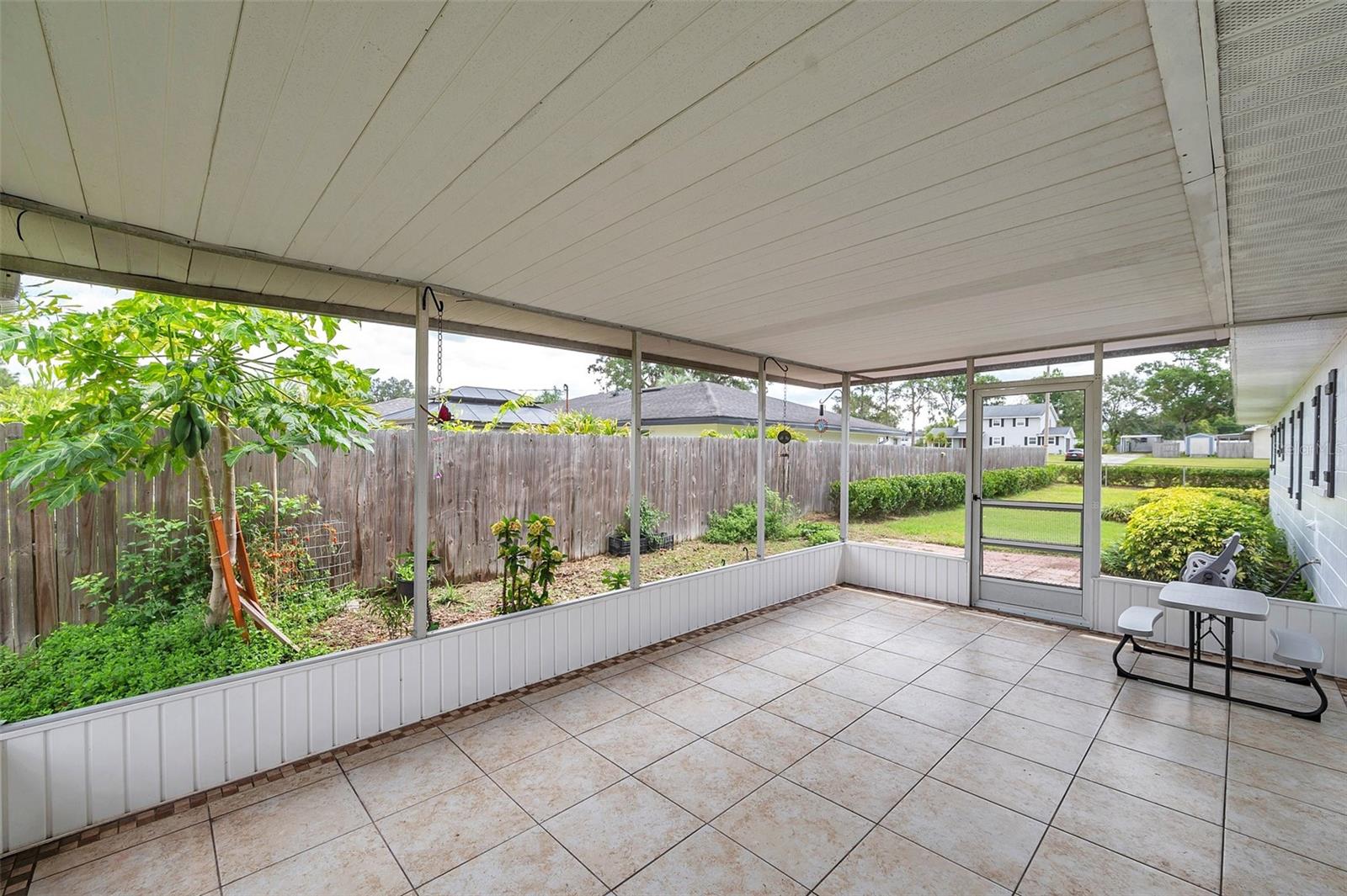 Image 16 of 54 For 424 Forest Glen Avenue