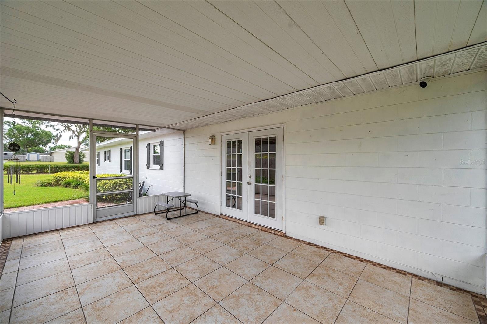 Image 17 of 54 For 424 Forest Glen Avenue
