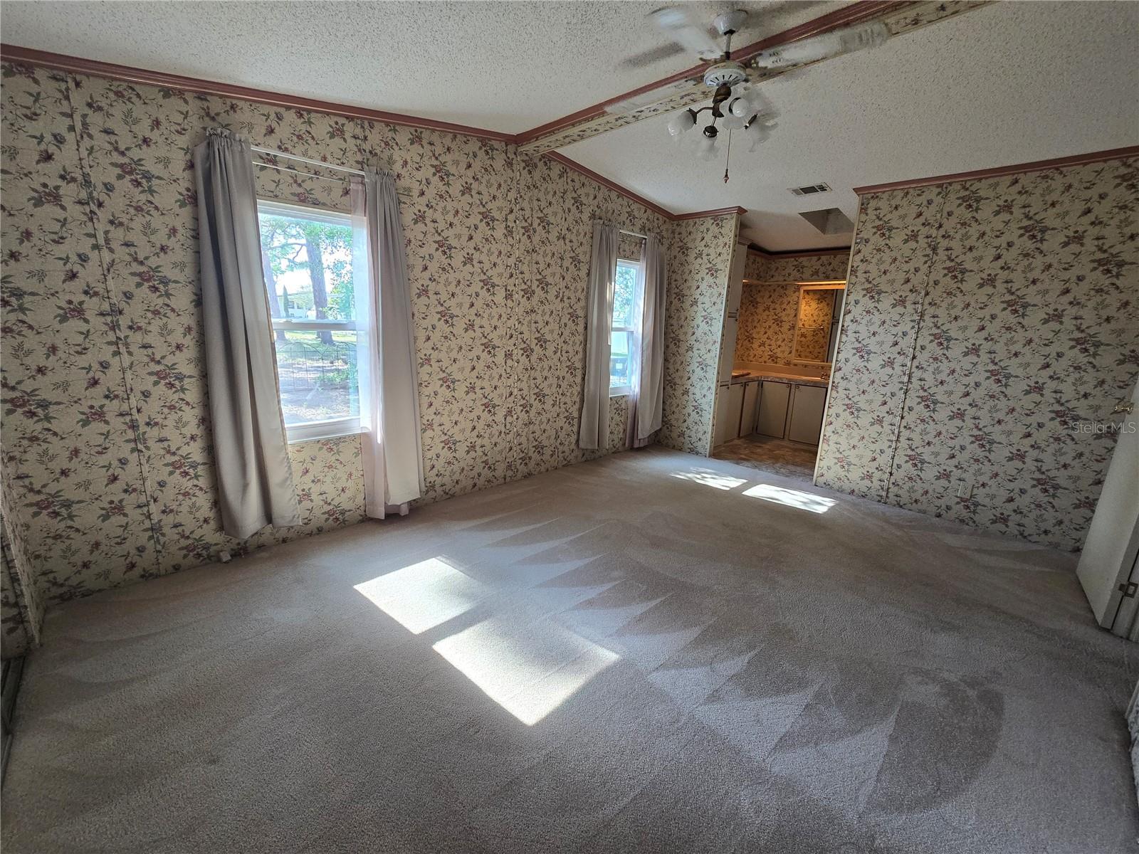 Image 10 of 21 For 8017 Fiat Avenue