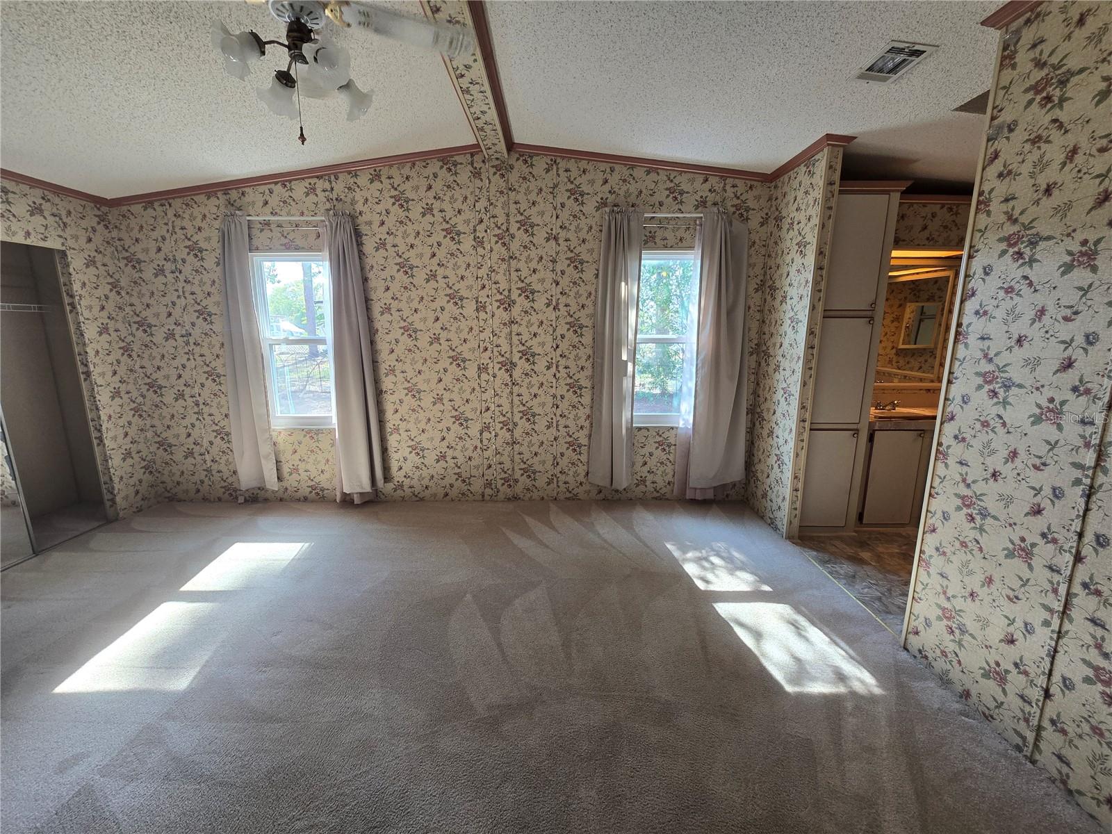 Image 9 of 21 For 8017 Fiat Avenue