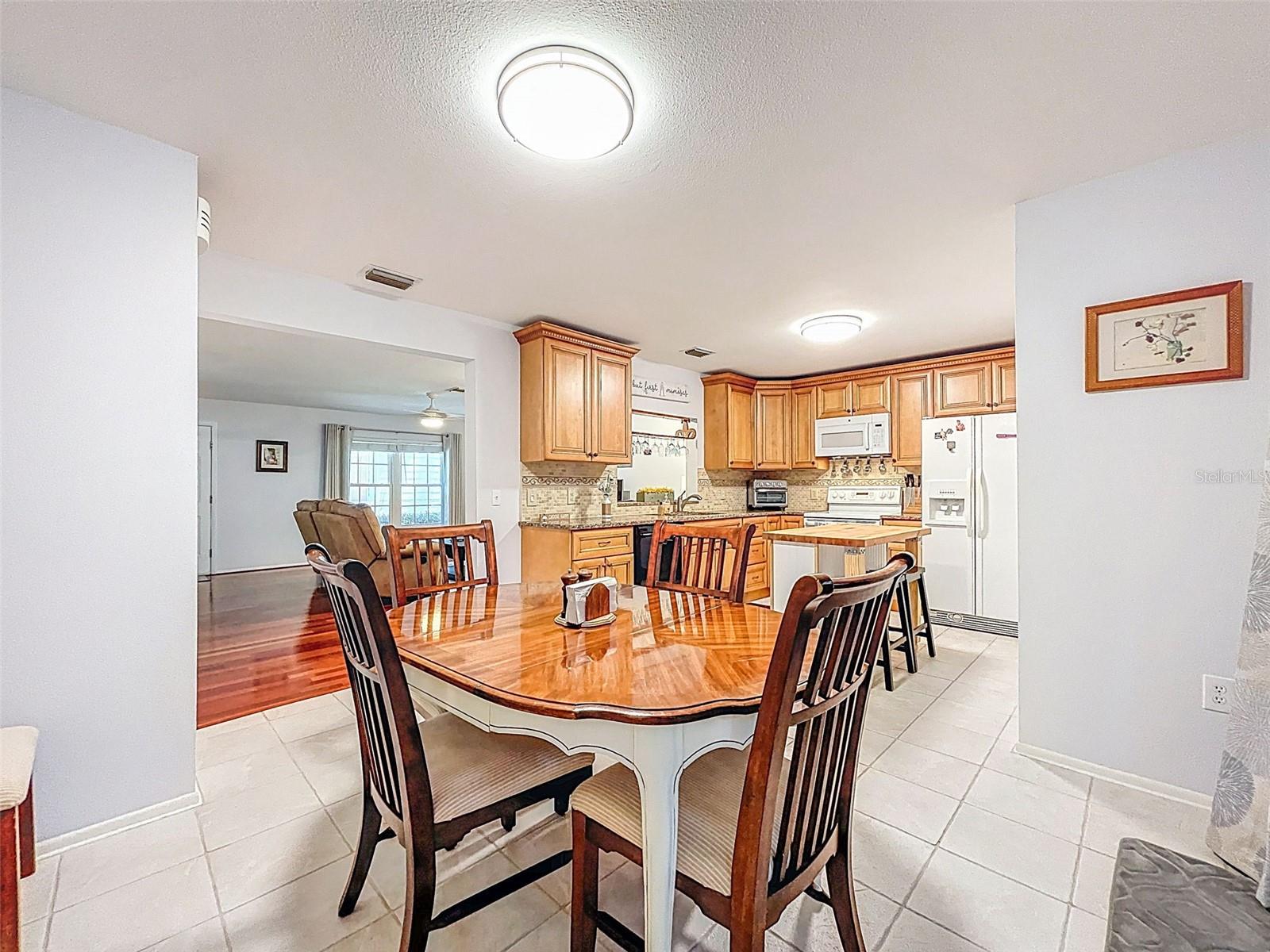 Image 9 of 49 For 3078 Pointer Dr