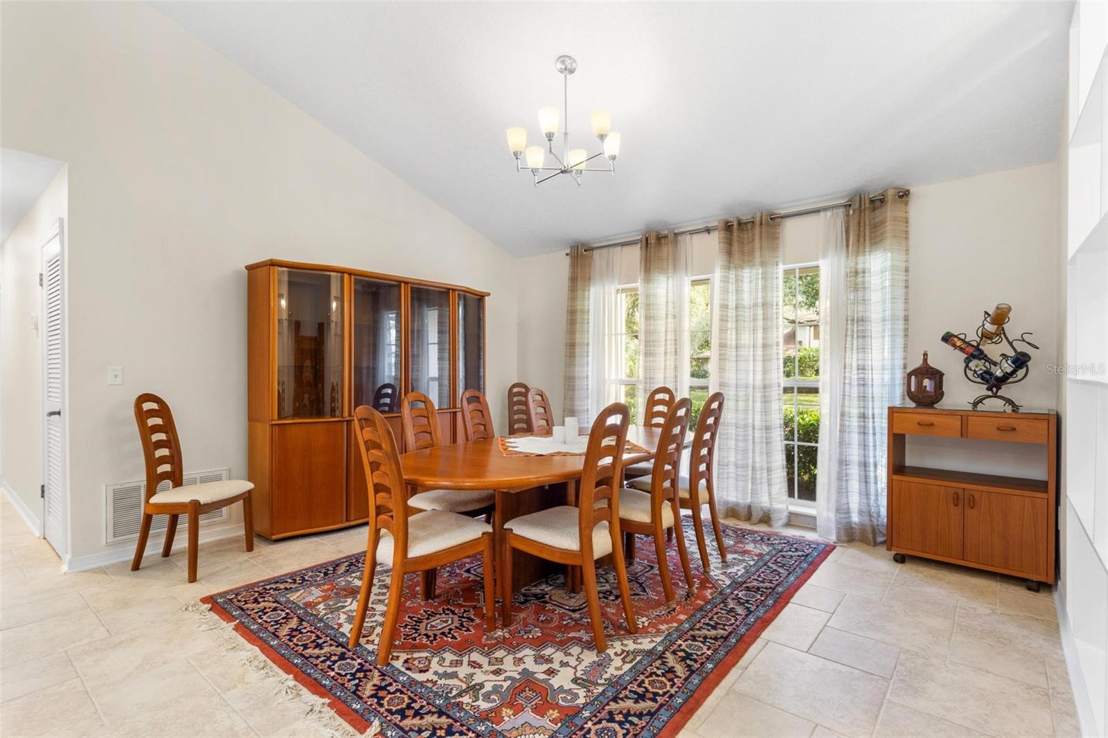 Image 16 of 71 For 6407 112th Avenue