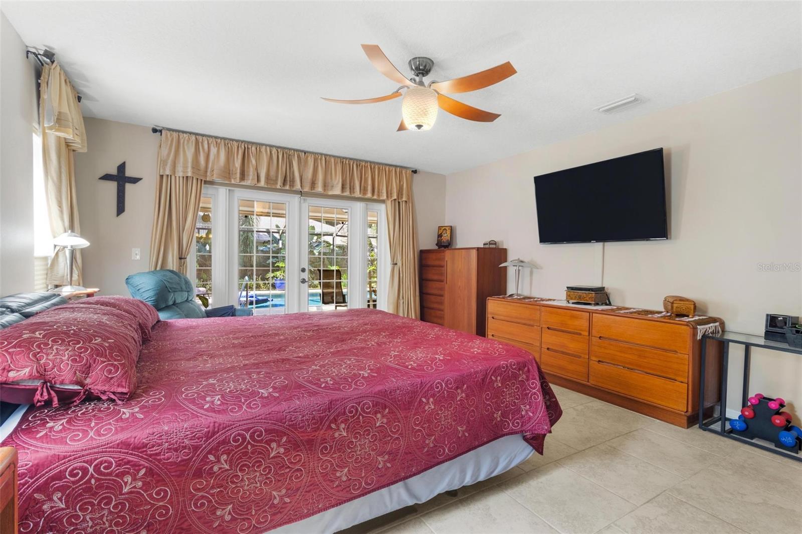 Image 32 of 71 For 6407 112th Avenue