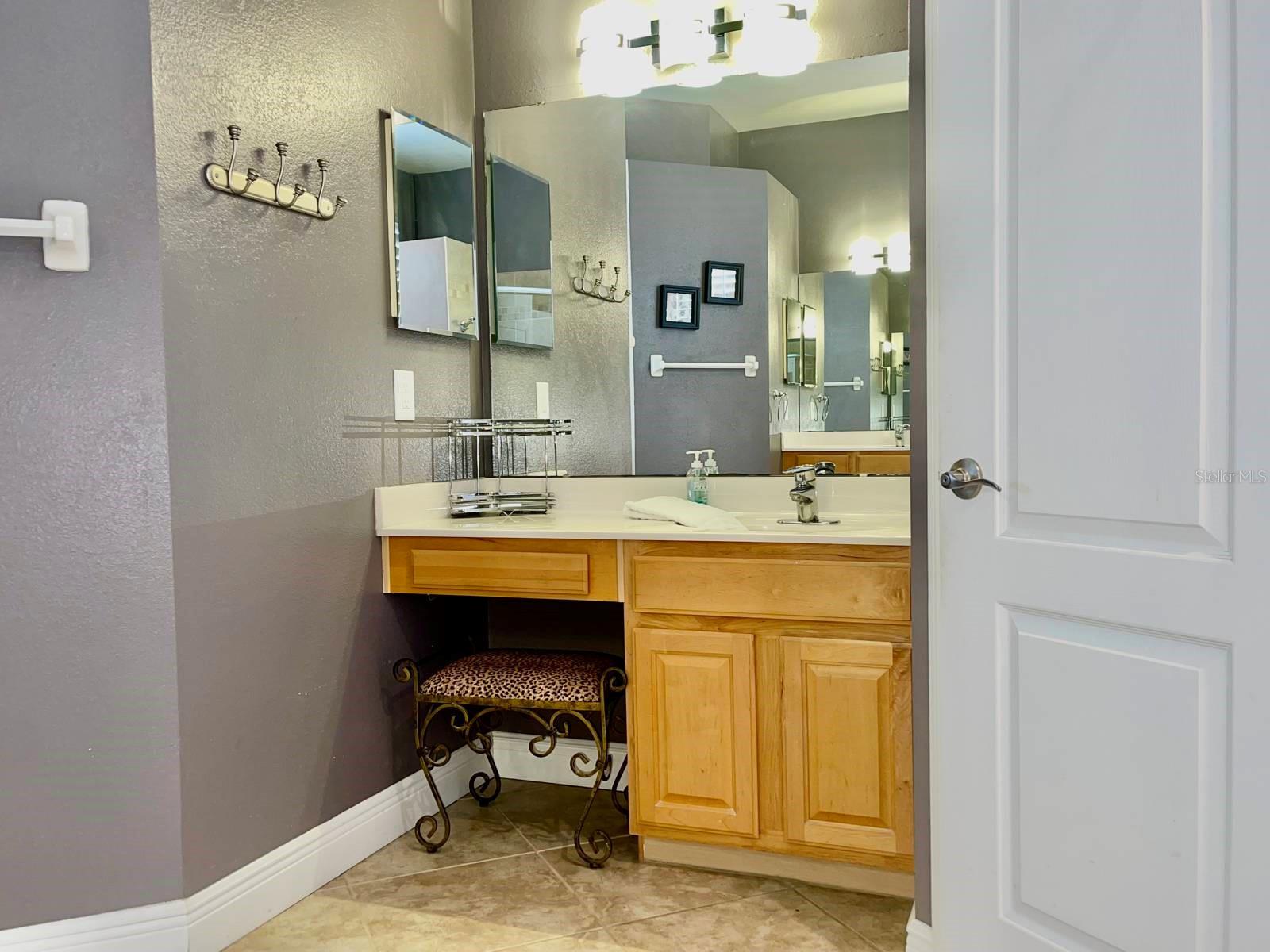 Image 28 of 38 For 242 Prestwick Drive