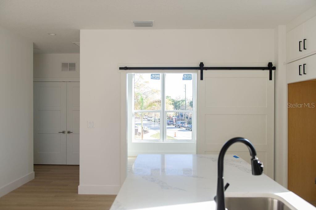 Image 16 of 28 For 3820 Pompano Drive Se