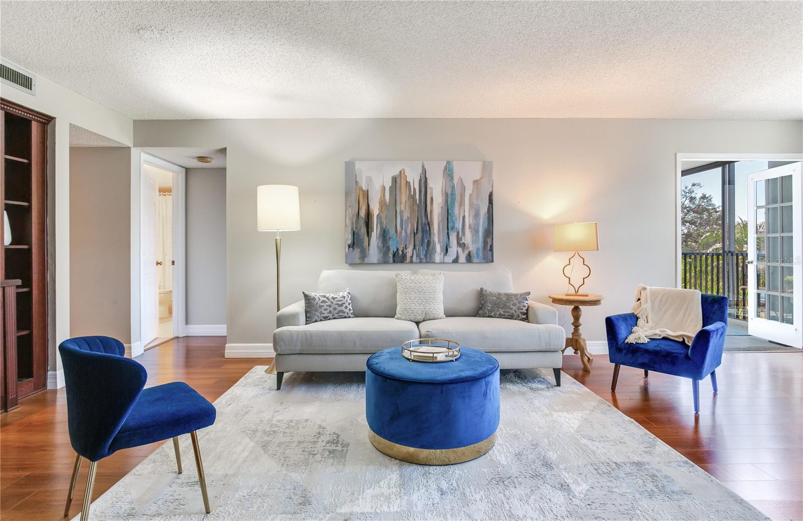 Image 15 of 52 For 14820 Rue De Bayonne  208
