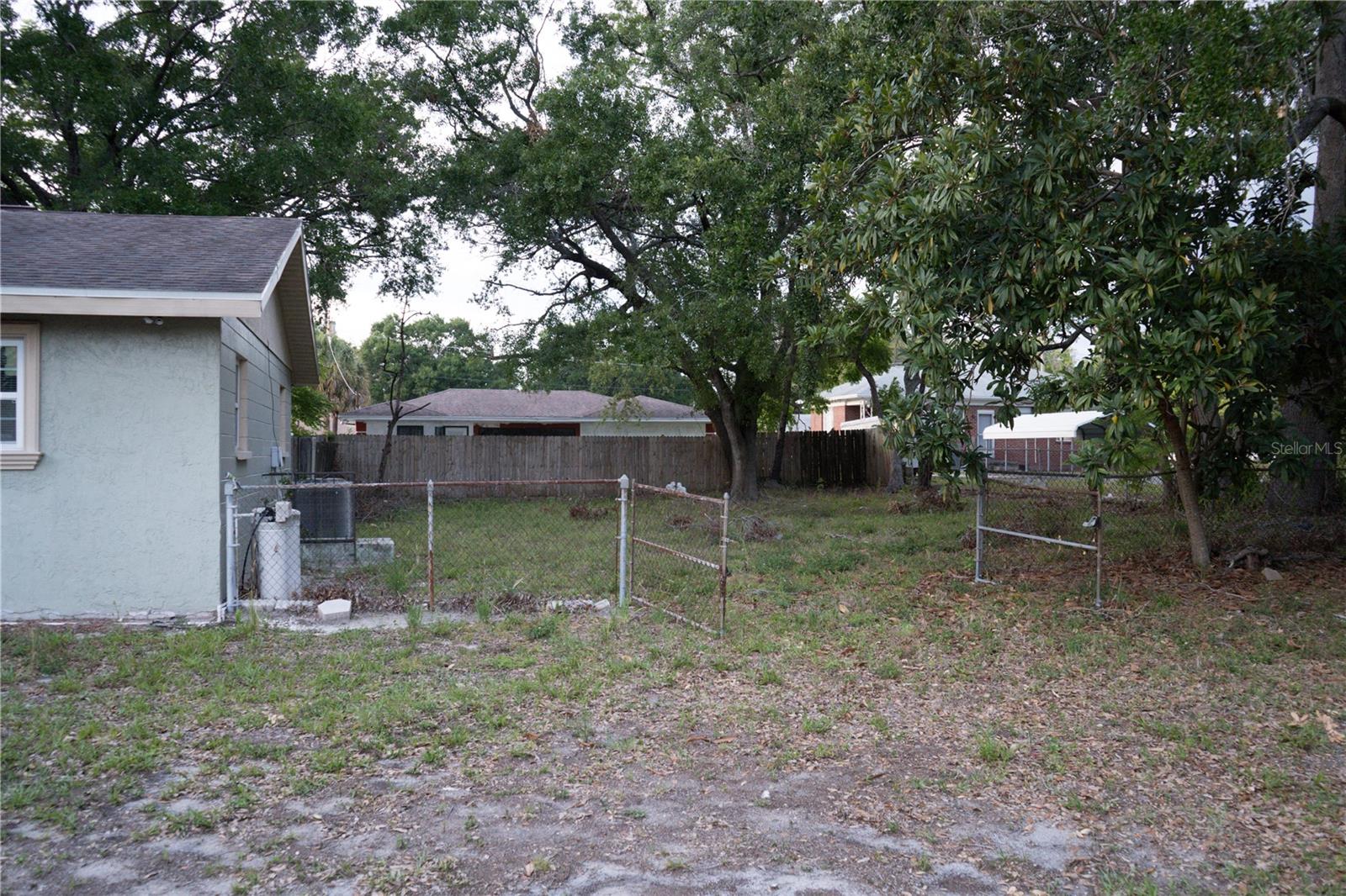 Image 4 of 46 For 4114 Sewaha Street