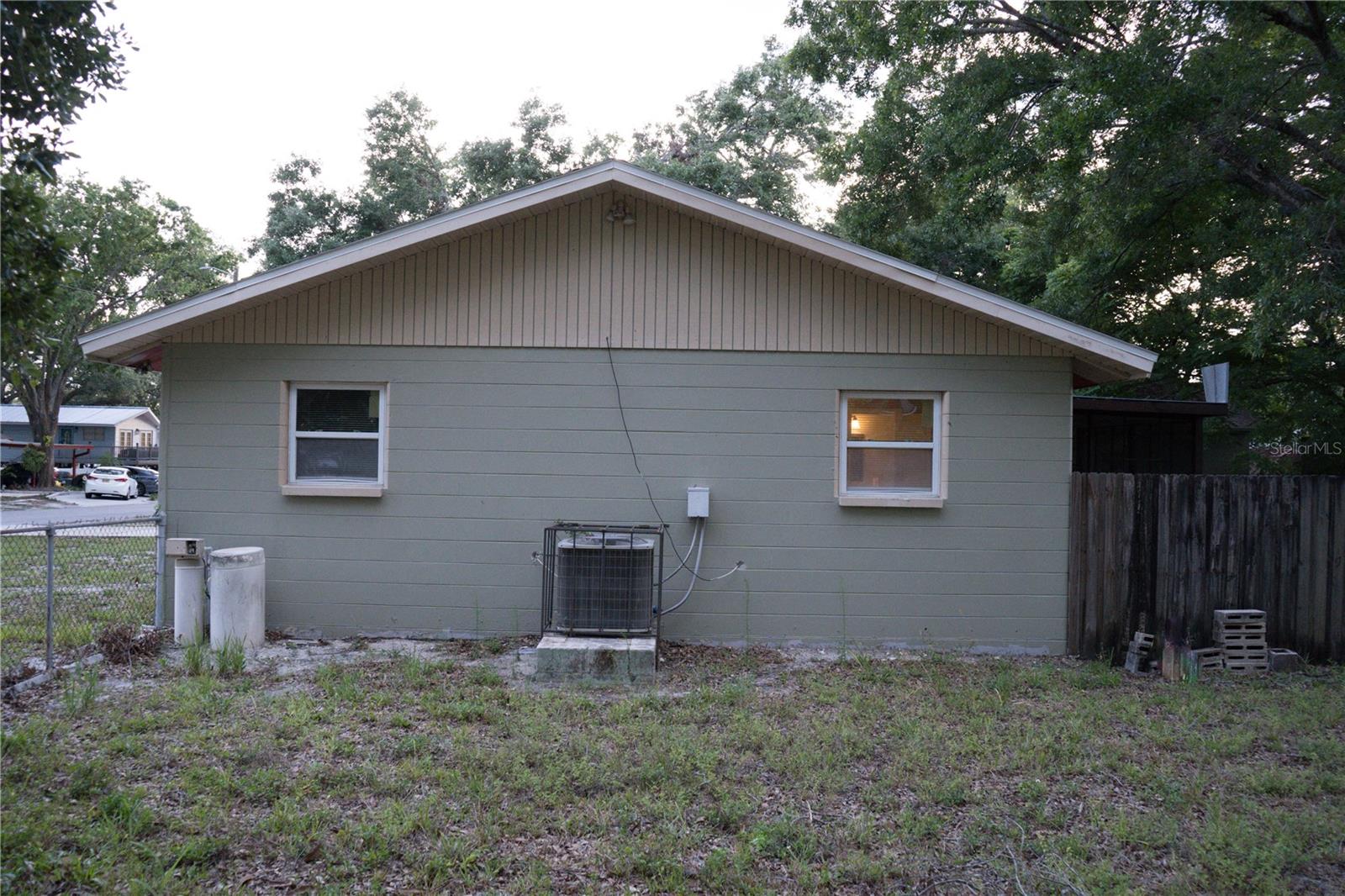 Image 6 of 46 For 4114 Sewaha Street