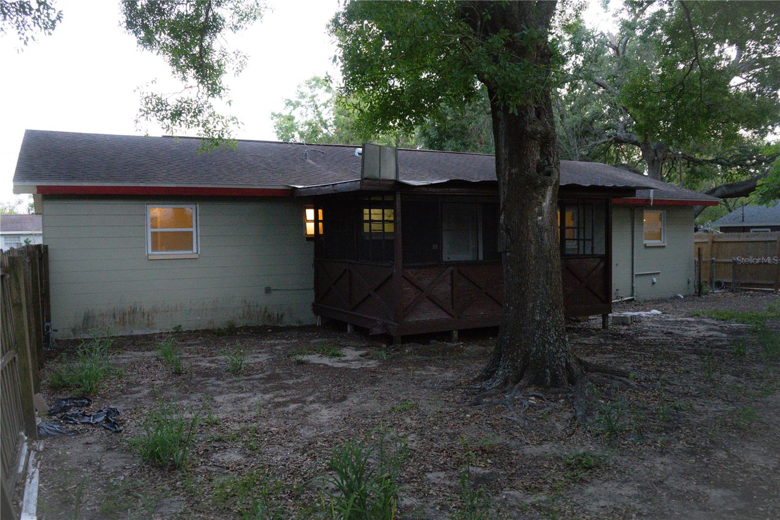 Image 9 of 46 For 4114 Sewaha Street