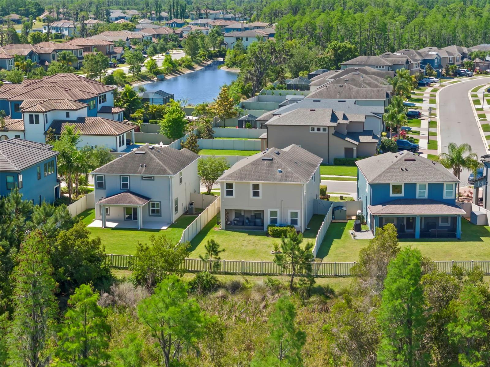 Image 5 of 44 For 19487 Roseate Drive