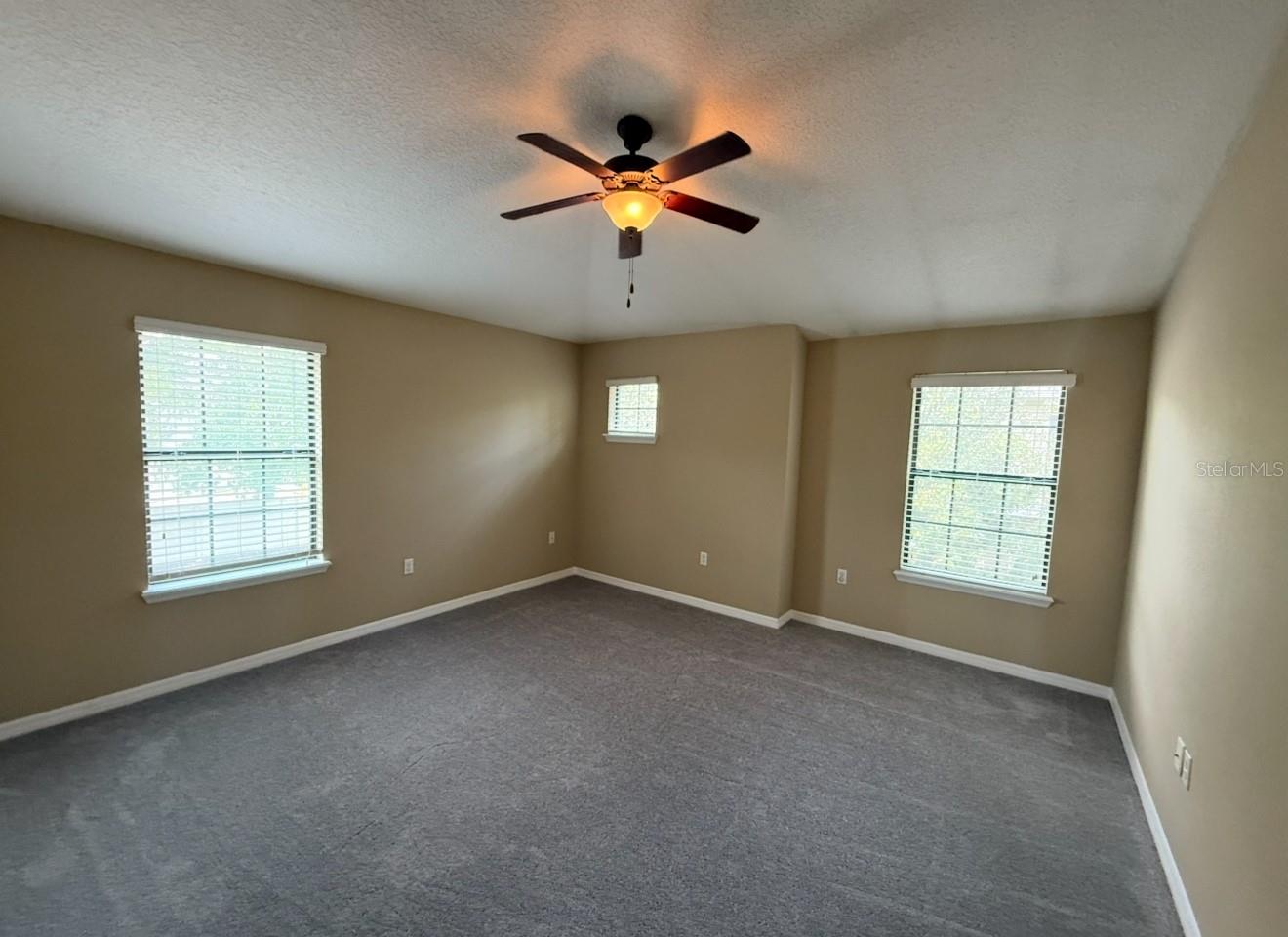 Image 14 of 21 For 16604 Kingletside Court