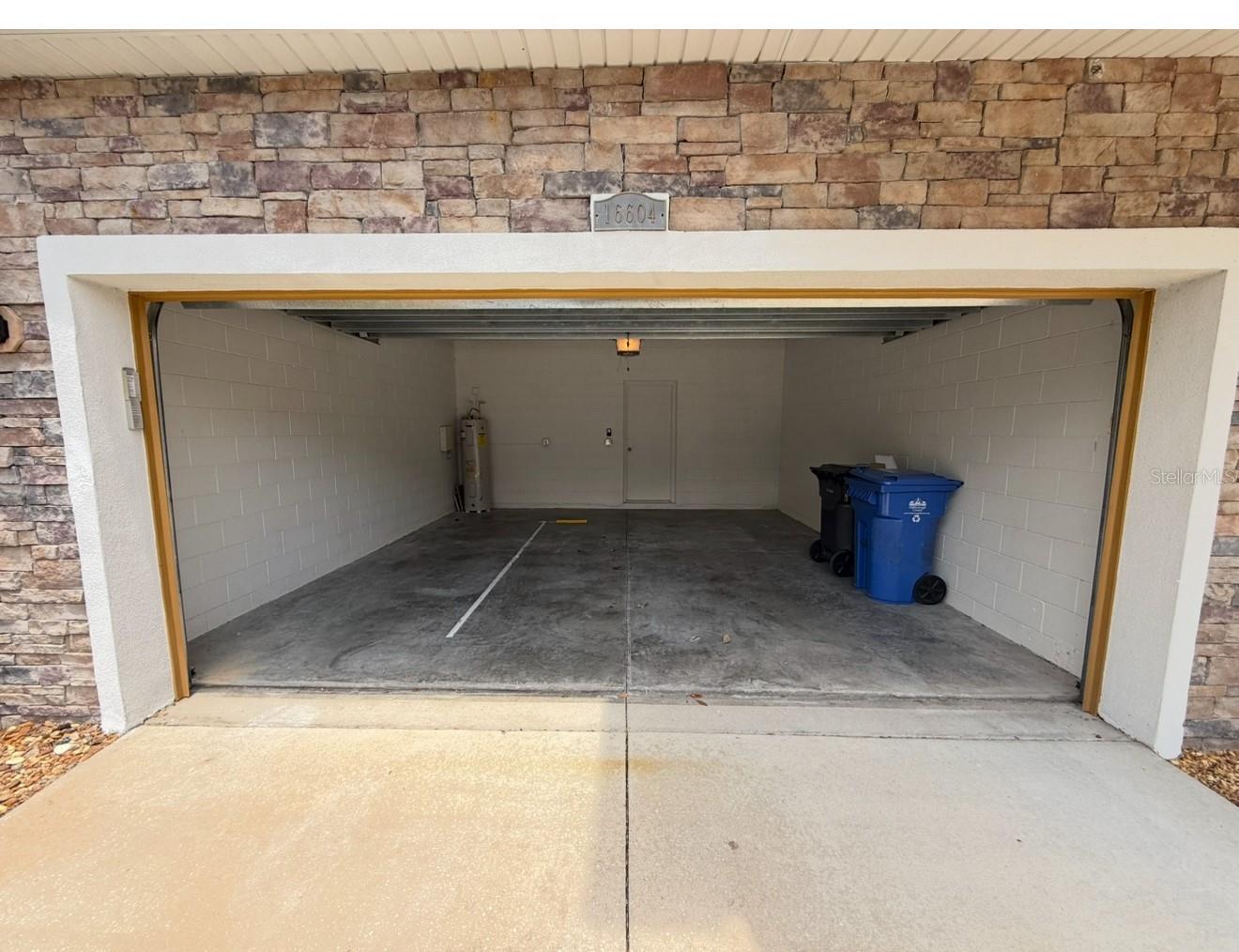 Image 2 of 21 For 16604 Kingletside Court