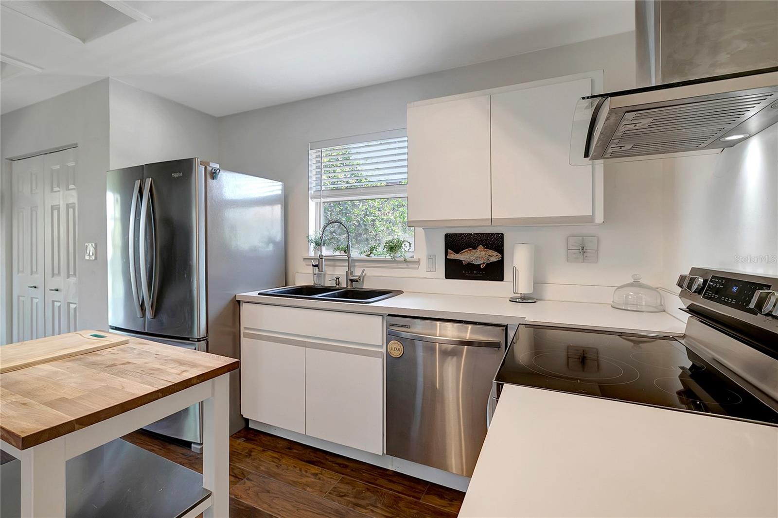 Image 15 of 47 For 13974 75th Avenue