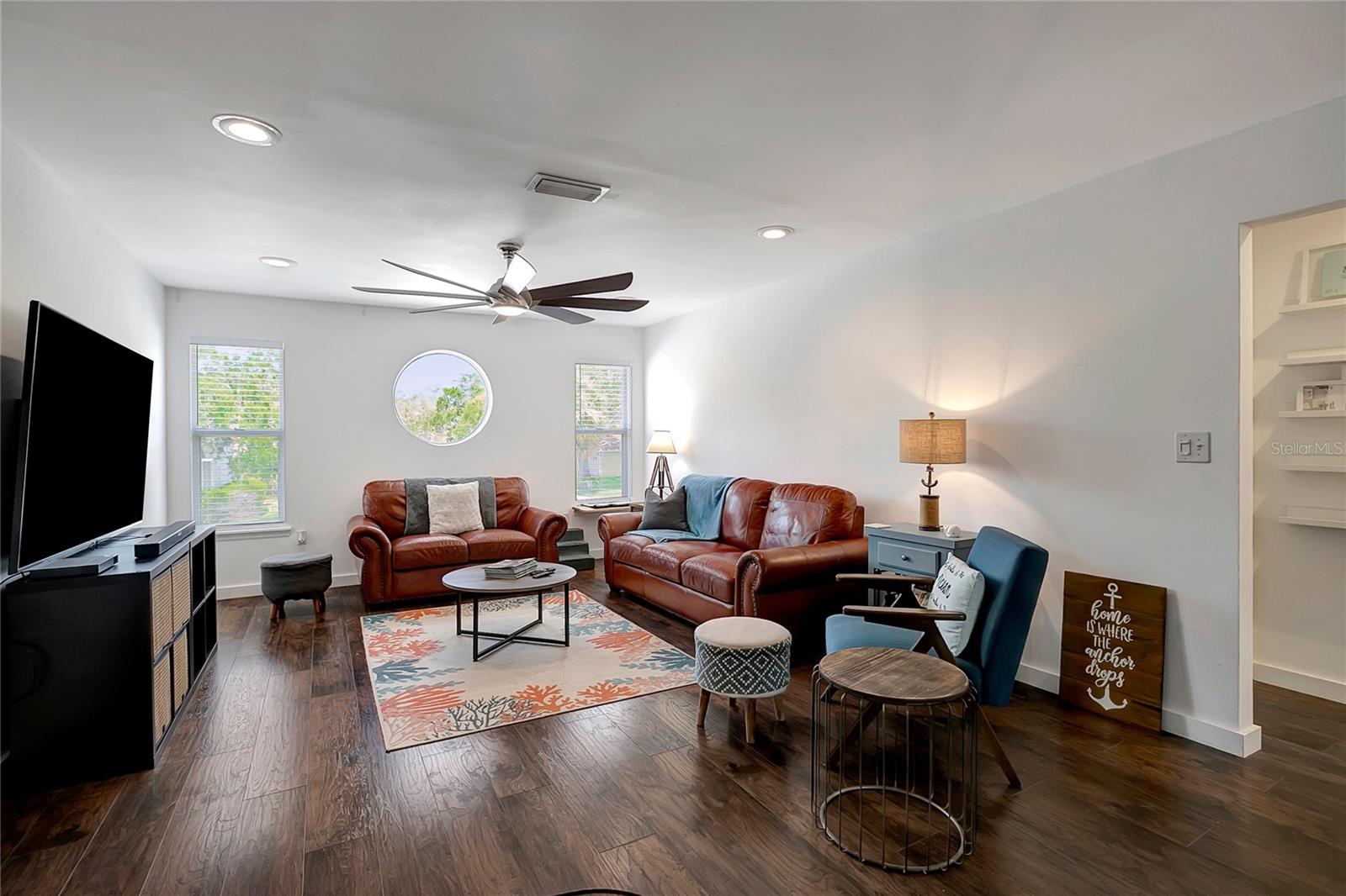 Image 22 of 47 For 13974 75th Avenue