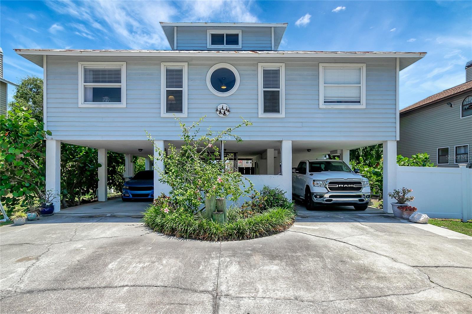 Image 3 of 47 For 13974 75th Avenue