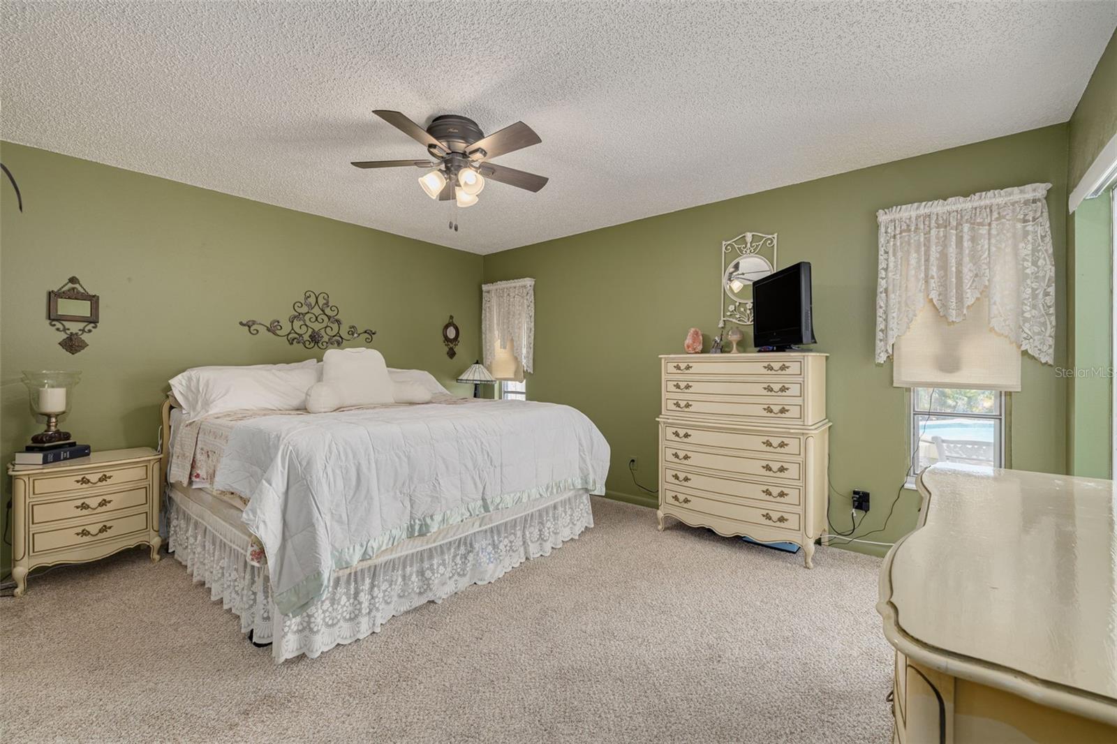 Image 11 of 26 For 2153 Catalina Drive N