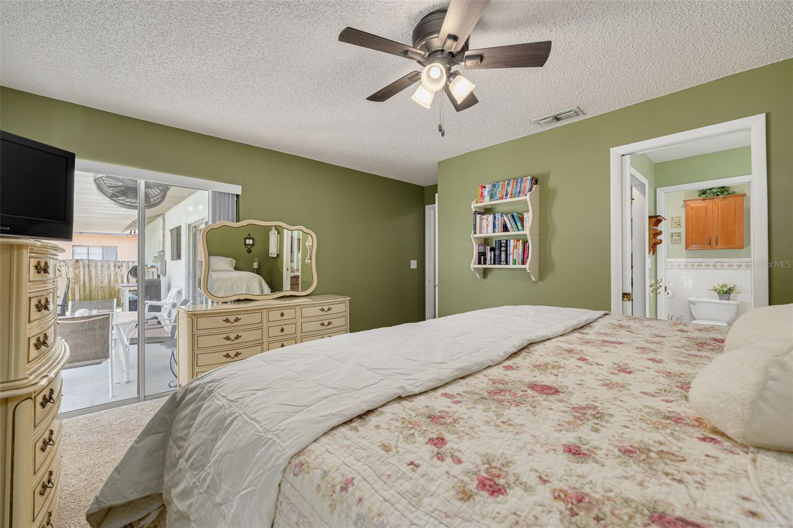 Image 13 of 26 For 2153 Catalina Drive N