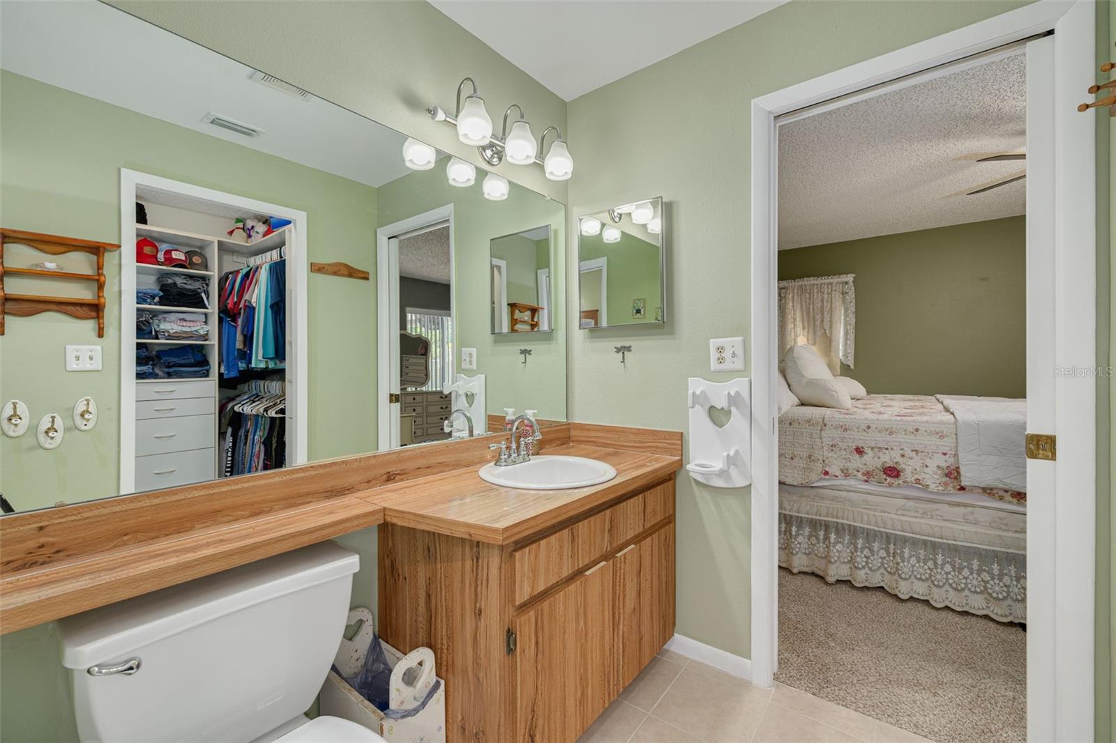 Image 15 of 26 For 2153 Catalina Drive N