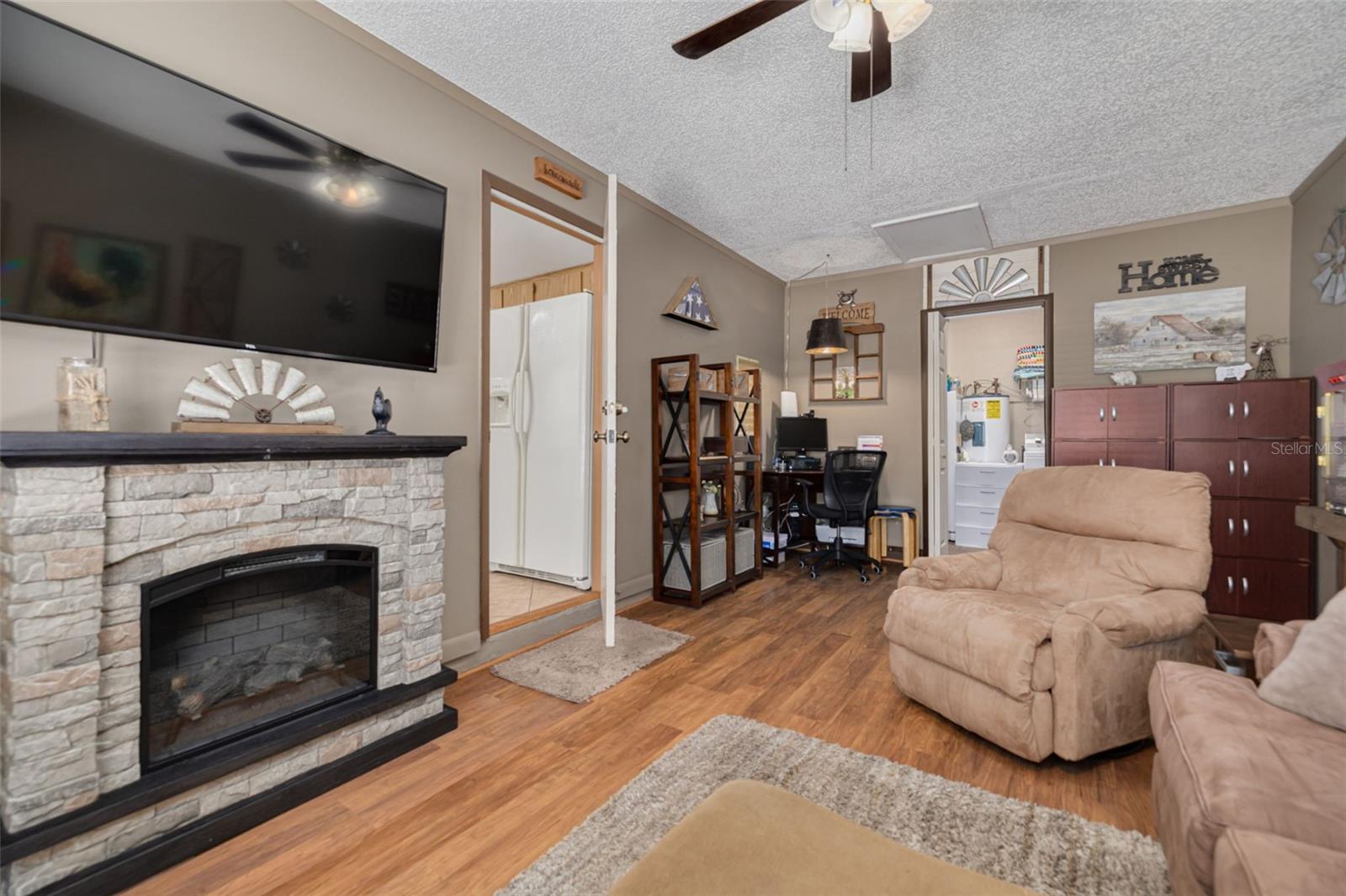 Image 9 of 26 For 2153 Catalina Drive N