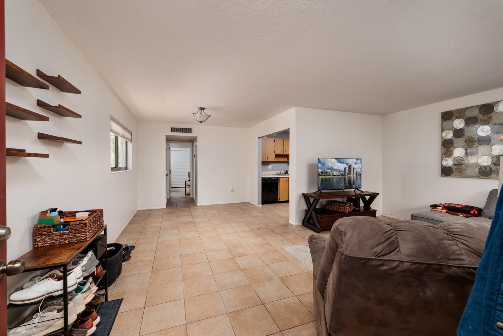 Image 8 of 24 For 11708 Raintree Village Boulevard A