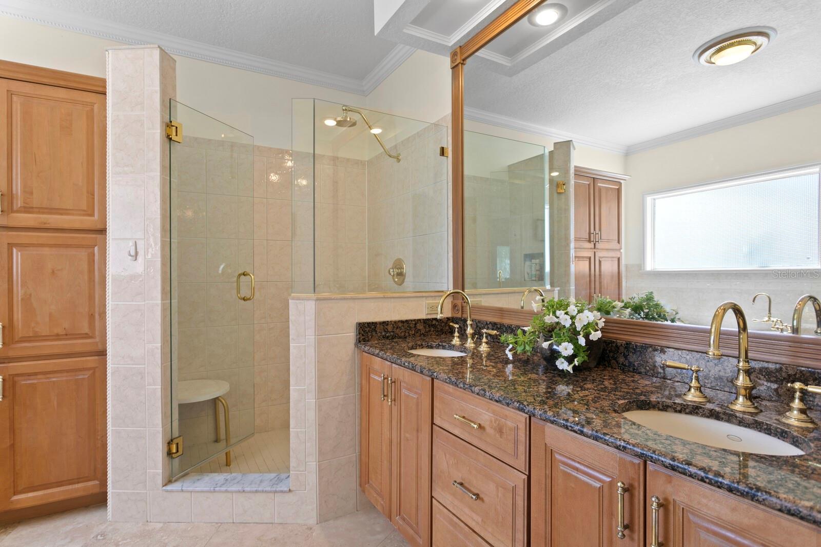 Image 30 of 78 For 13548 Lake Magdalene Drive