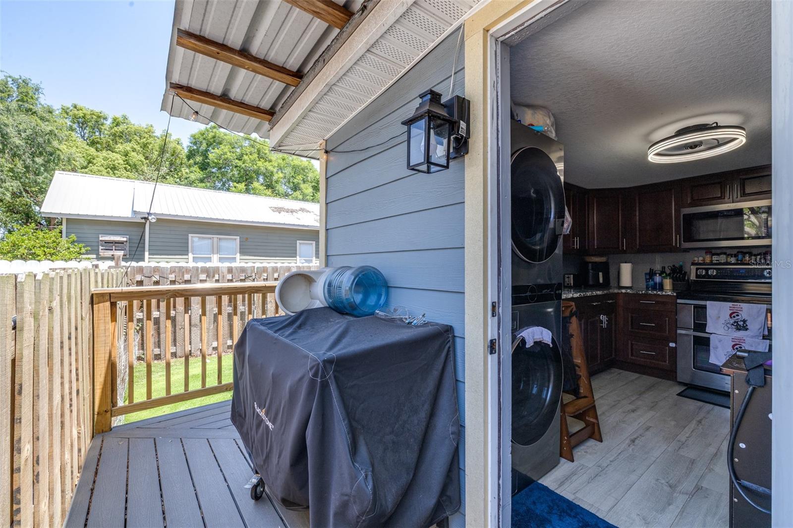 Listing photo id 20 for 5304 Cherry Ave